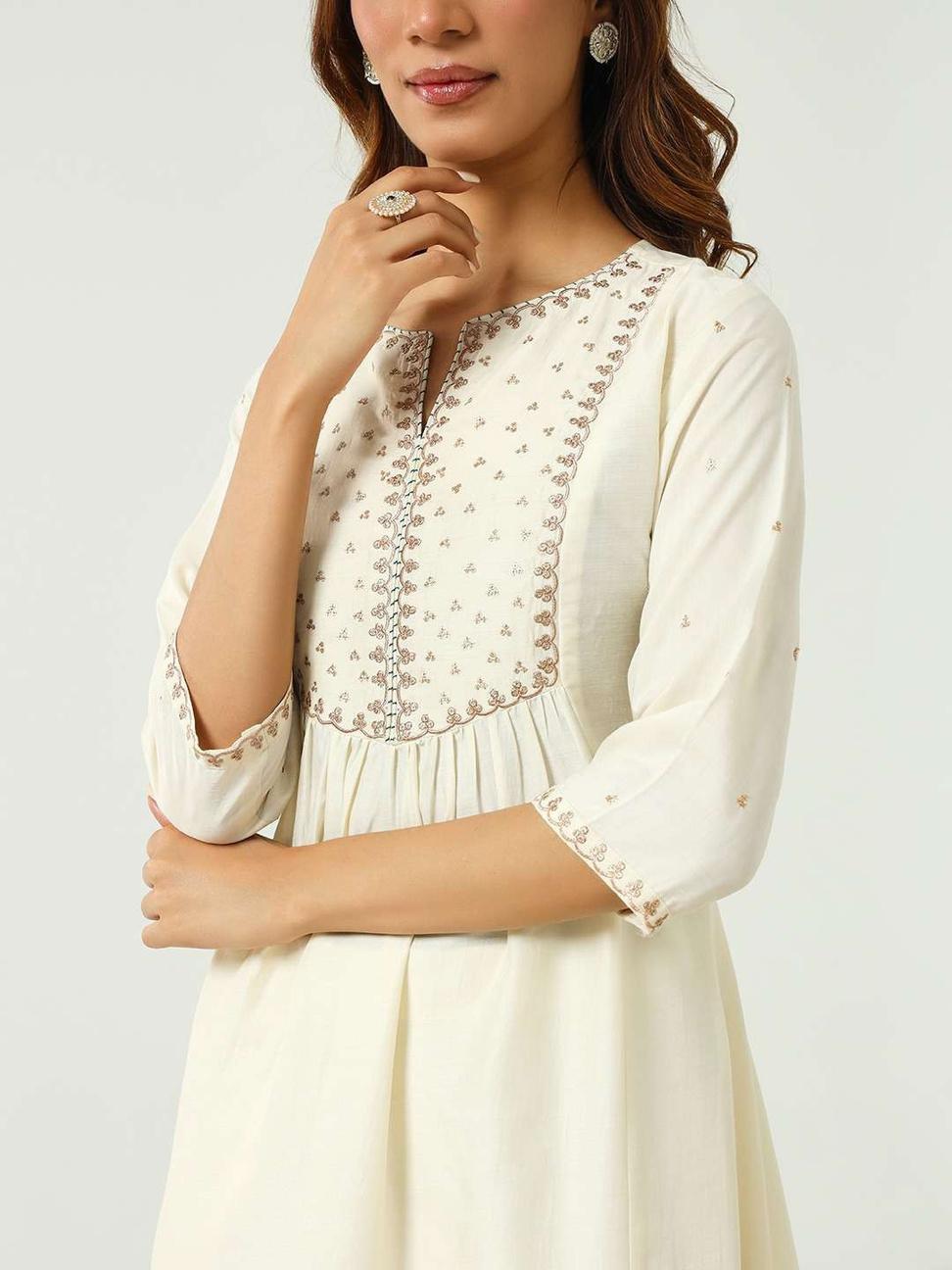 Ivory Silk Blend Embroidered Salwar Suit with Dupatta