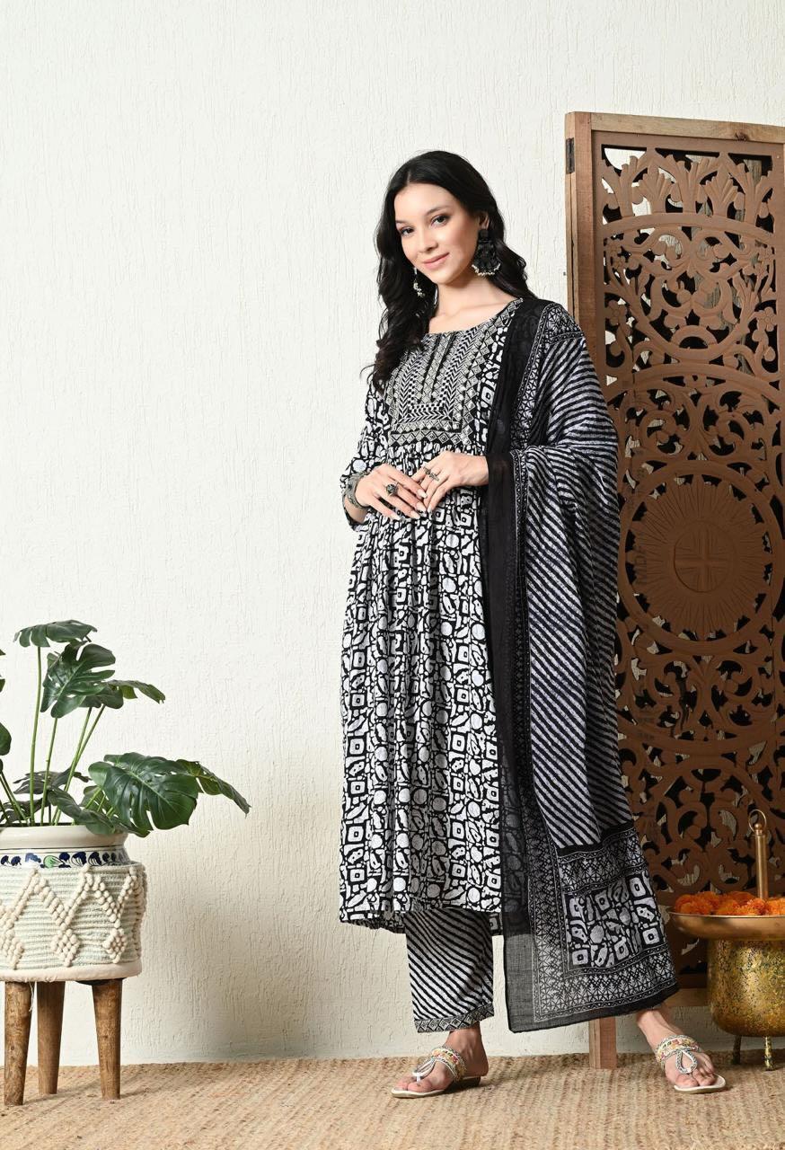 Black and White Printed Nyra Cut Kurta Pant with Dupatta Set
